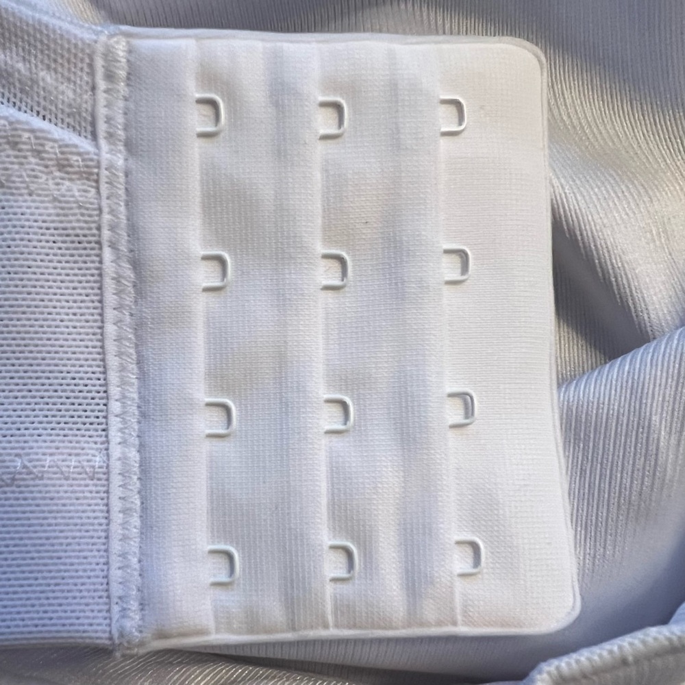- Glamorise 36E MagicLift White Firm Support Seamless Bra! NEW! - Picture 6 of 16